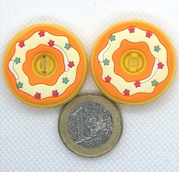 Maschenstopper Doughnut rund Größenvergleich mit 1 Euro Münze